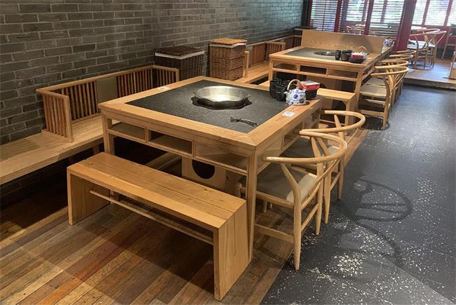 中式仿古火燒石臺(tái)面實(shí)木火鍋餐桌
