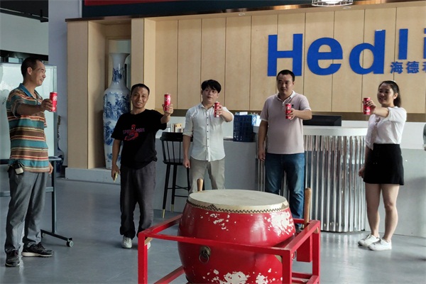同心筑夢(mèng)，聚力前行：熱烈慶祝海德利月度（8月）經(jīng)營(yíng)總結(jié)大會(huì)勝利閉幕！